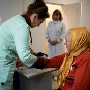 Regala una stretta di mano